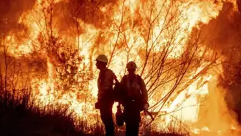 امریکا میں آتشزدگی کے بعد لوٹ مار، کرفیو نافذ کردیا گیا