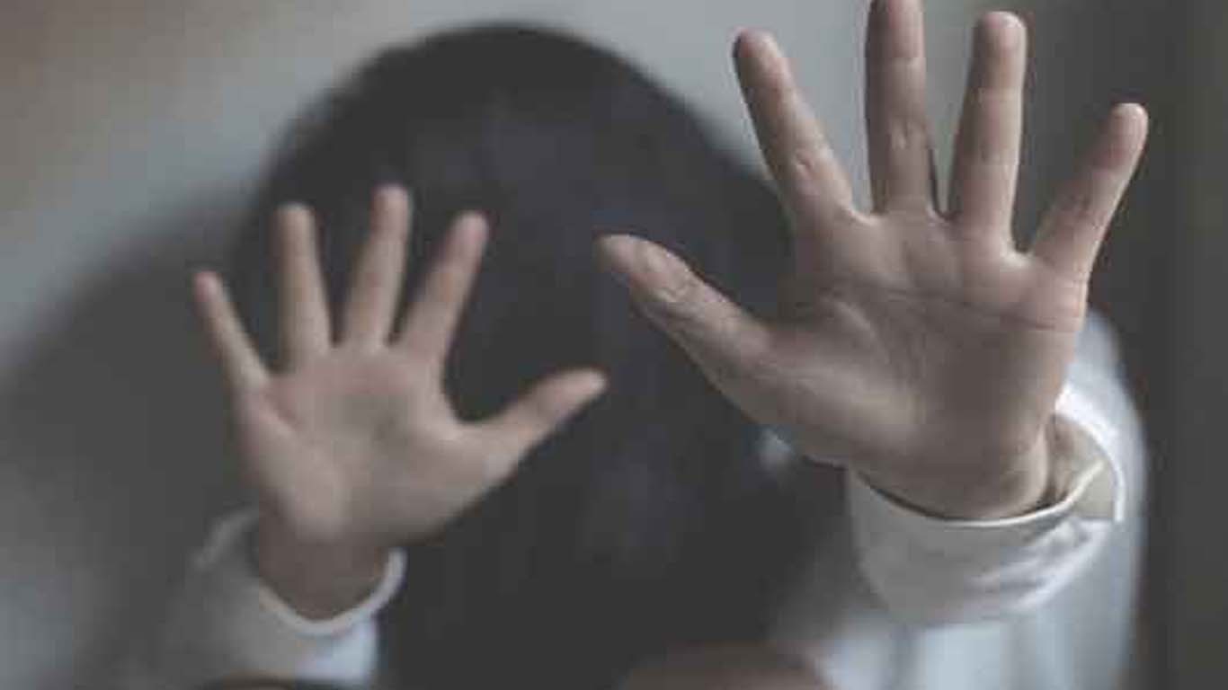 دو نابالغ طالبات سے اجتماعی زیادتی