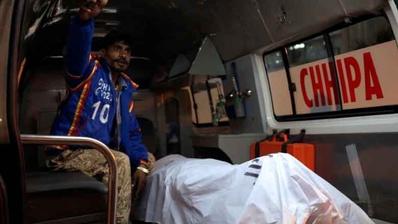 شادی سے بچنے کیلیے عین بارات کے وقت دلہا نے خود کو گولی مار کر زخمی کرلیا