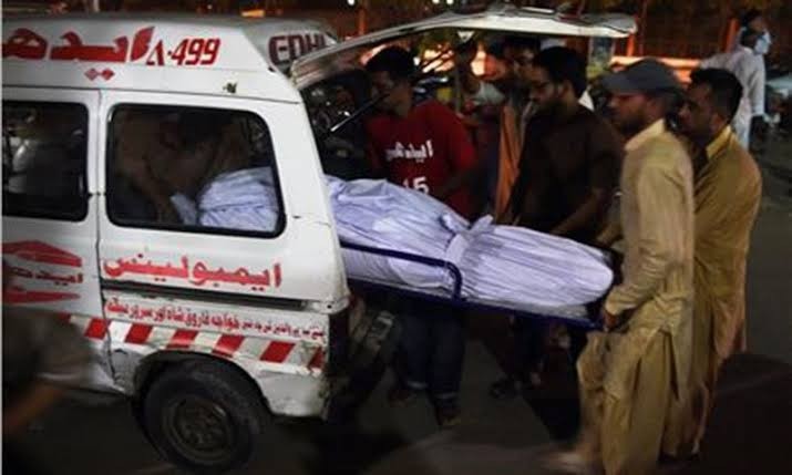 کراچی میں بیوہ سے شادی کرنے والا نوجوان اور خاتون سر راہ قتل