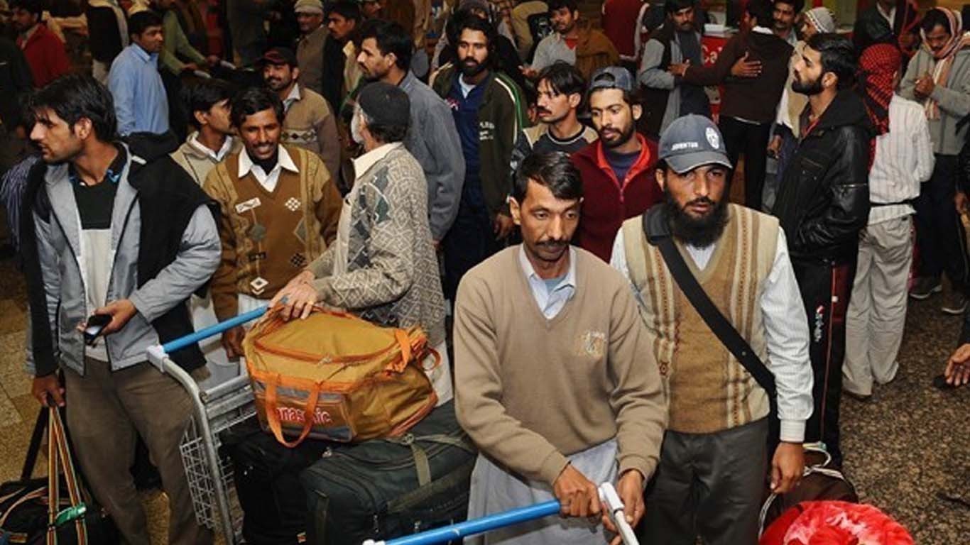 امریکا سمیت مختلف ممالک سے مزید 118 پاکستانی بے دخل