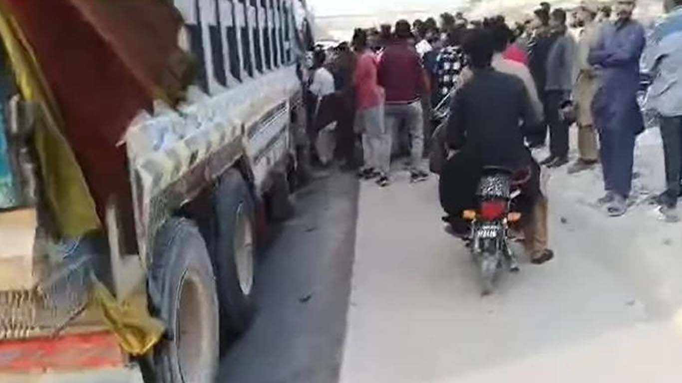 کراچی میں ڈمپر نے ایک اور زندگی نگل لی، رواں سال جاں بحق افراد کی تعداد 104 ہوگئی