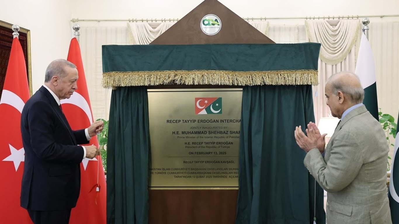 پاکستان نے سیکٹر F-8، F-9 انٹر چینج کا نام ترک صدر کے نام پر رکھ دیا