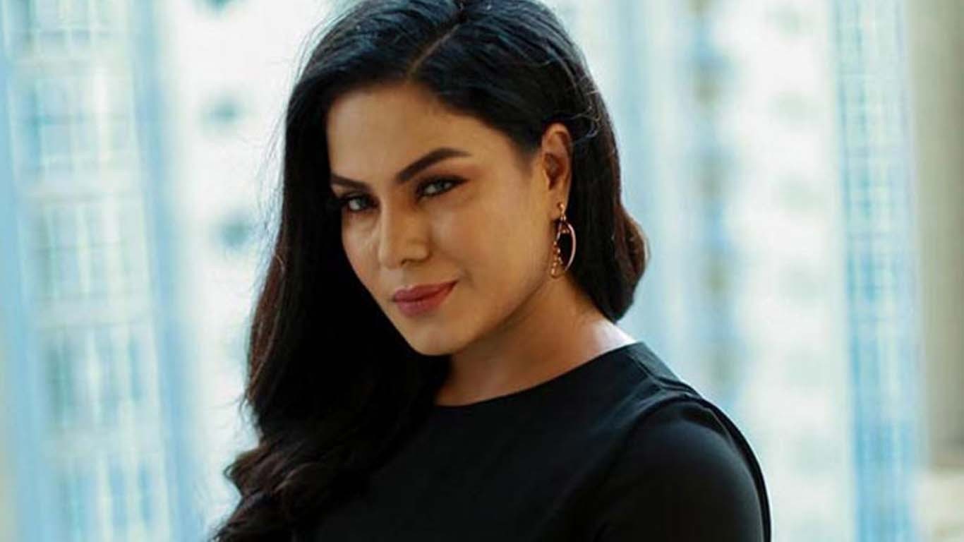 وینا ملک کی نئی تصاویر دیکھ کر مداح حیران رہ گئے