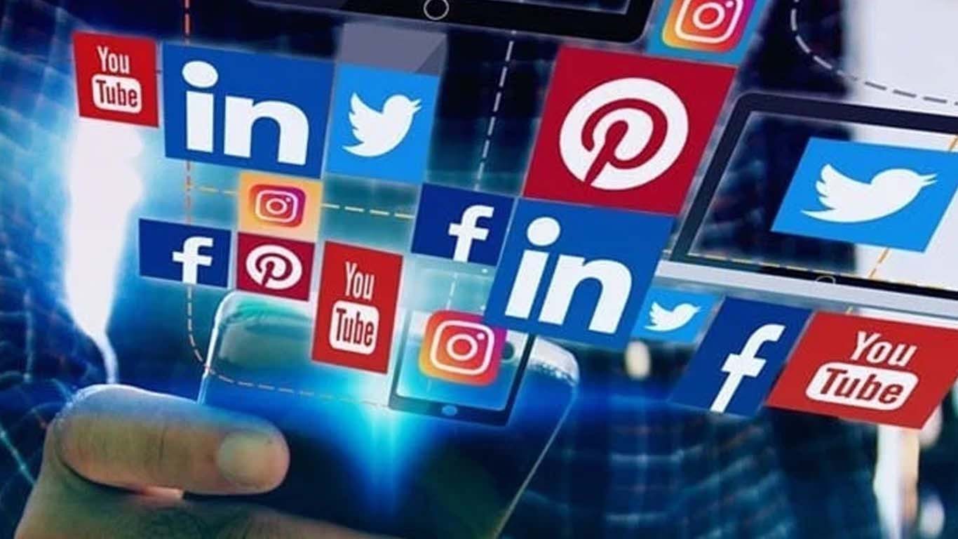 سرکاری اداروں میں سوشل میڈیا کے استعمال پر پابندی عائد