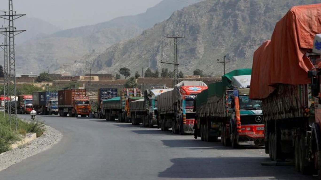 لوئرکرم ،امدادی سامان کے قافلے کی گاڑیوں پر فائرنگ، ڈرائیور جان سے گیا