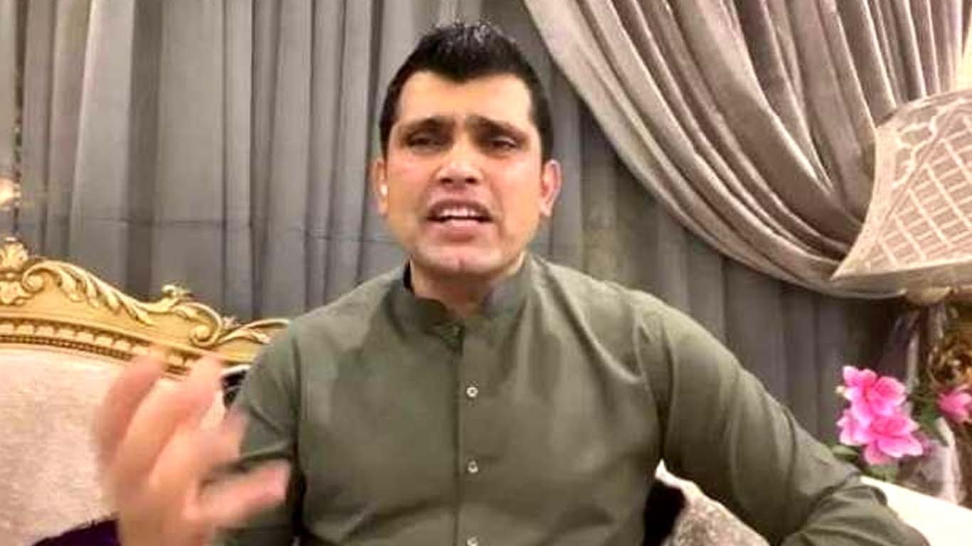 پاکستان ٹیم چل جائے تو چاند تک، ورنہ تو شام تک! کامران اکمل