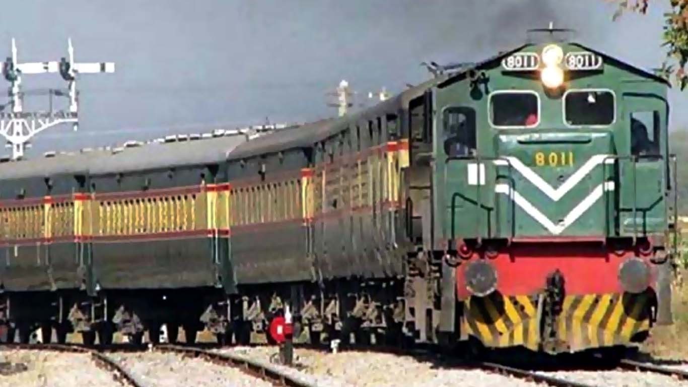 ریلوے کے مسافروں کے لئے بری خبر