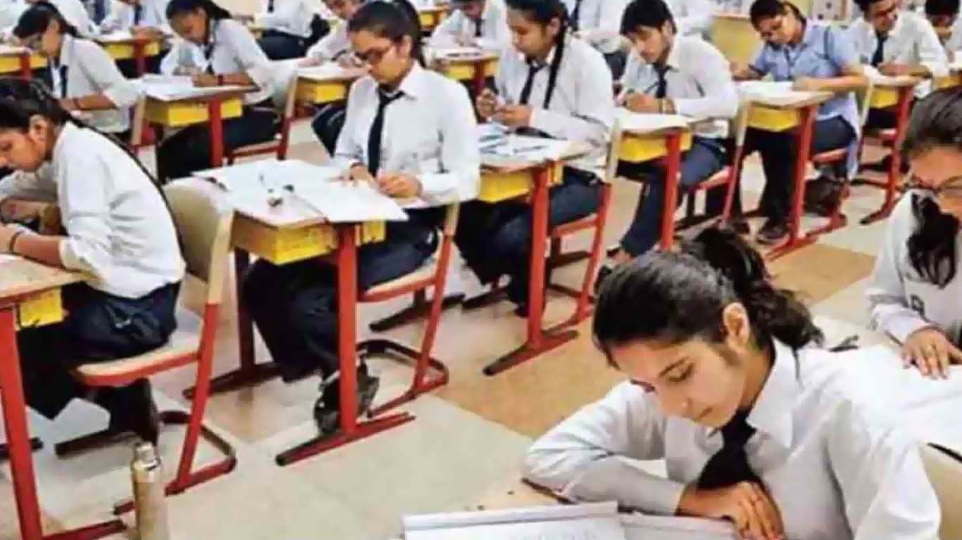 کراچی میں 9ویں اور 10ویں کے امتحانات کا نیا شیڈول جاری