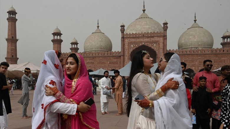 عید الفطر پر 9 چھٹیوں کا امکان