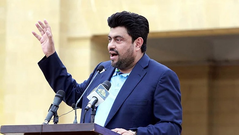 گورنر سندھ کا موٹرسائیکل چوری ہونے والے افراد کو نئی بائیک دینے کا اعلان