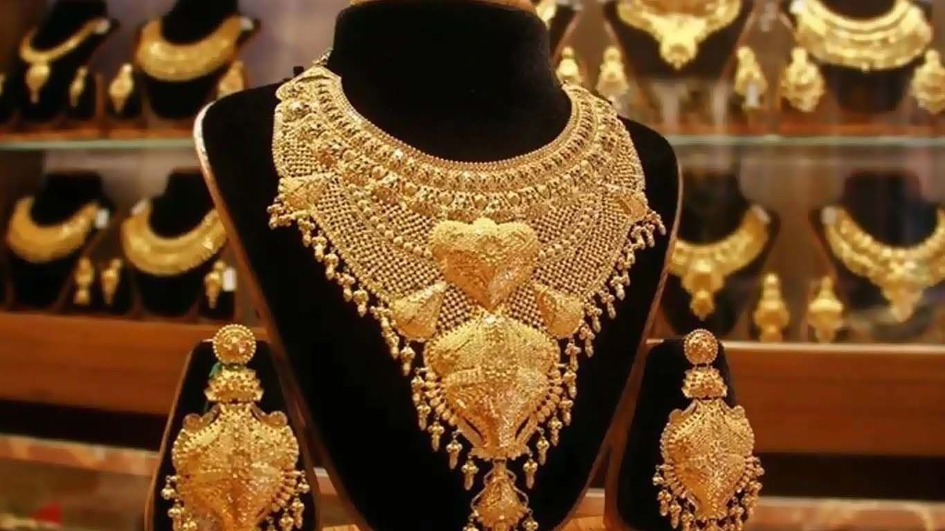 پاکستان میں سونے کی قیمت میں بڑا اضافہ ریکارڈ، فی تولہ کتنے کا ہوگیا ؟