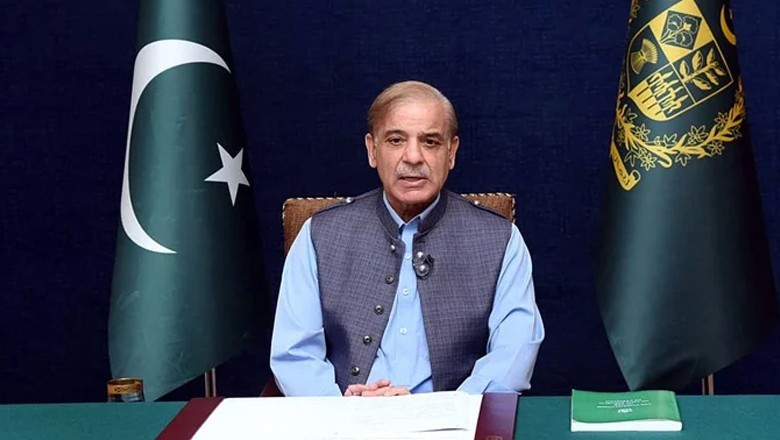 وزیراعظم کا پیٹرولیم مصنوعات کی قیمتیں برقرار رکھ کر بجلی صارفین کو بڑا فائدہ دینے کا فیصلہ