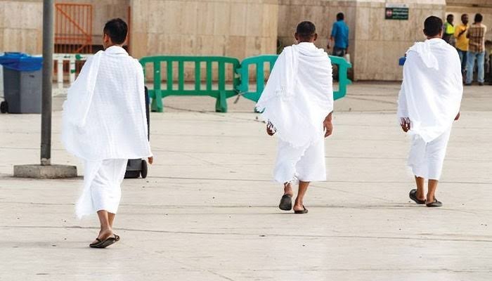 سعودی عرب نے آلودگی پر قابو پانے کیلیے جدید احرام متعارف کرادیا