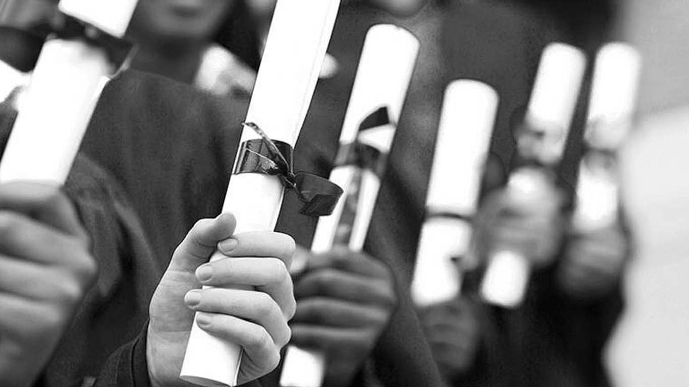 سندھ حکومت کا ہزاروں طلبہ کو اسکالر شپ دینے کا اعلان