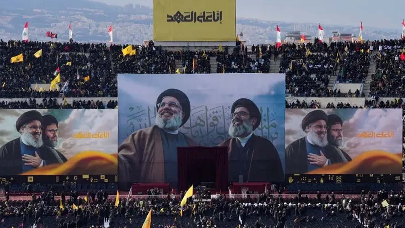 حسن نصراللہ کے جنازے میں شرکت کرنے والی ڈاکٹر امریکہ بدر