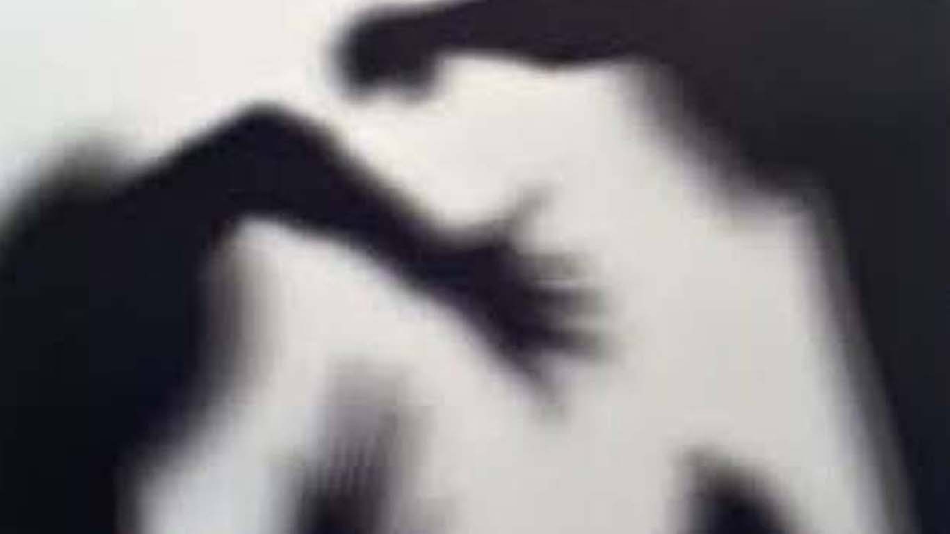 سفاک شوہر نے بیوی کو زندہ جلا دیا