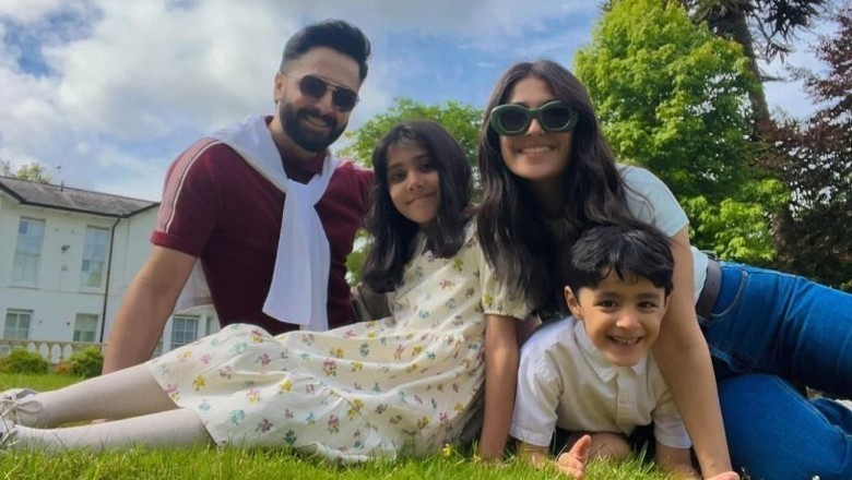 عائزہ خان اور دانش تیمور بچوں کی بڑھتی عمر کیوجہ سے پریشان، مداحوں سے اپیل کردی