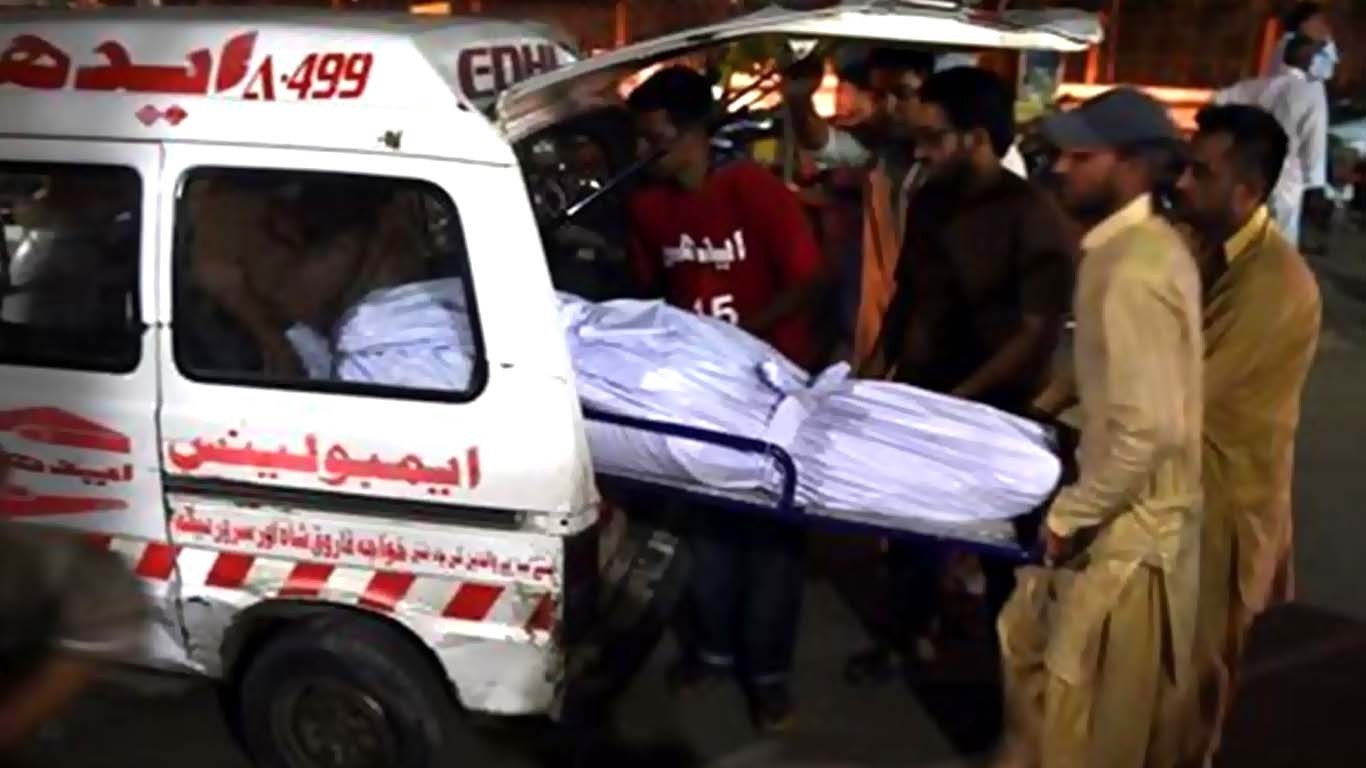 ٹریفک حادثے میں موٹر سائیکل سوار دو سگے بھائی جاں بحق