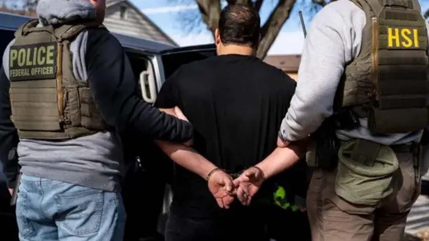 امریکا کا تارکین وطن کے سوشل میڈیا پیجز پر نظر رکھنے کا فیصلہ