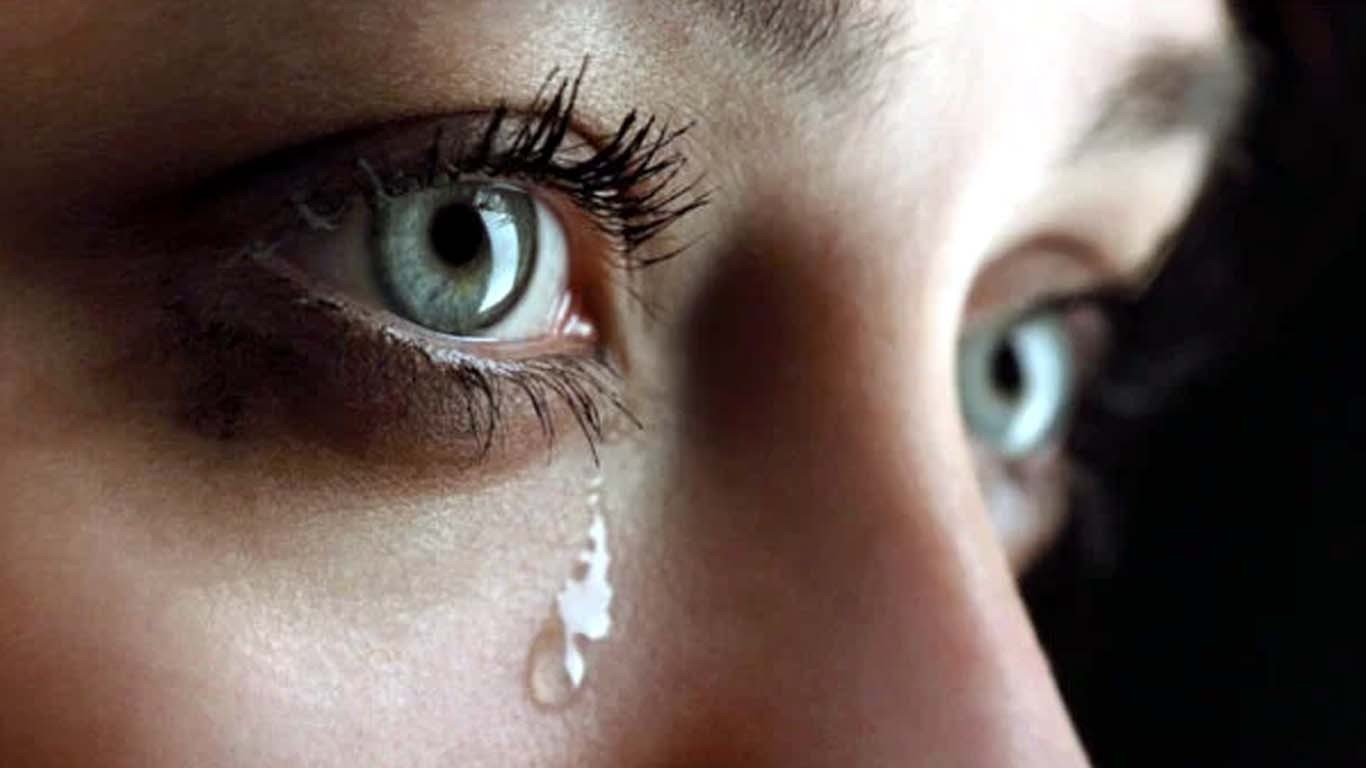 آنسوؤں کے ذریعے جسم میں شوگر کی ریڈنگ لینے والا کانٹیکٹ لینس ایجاد