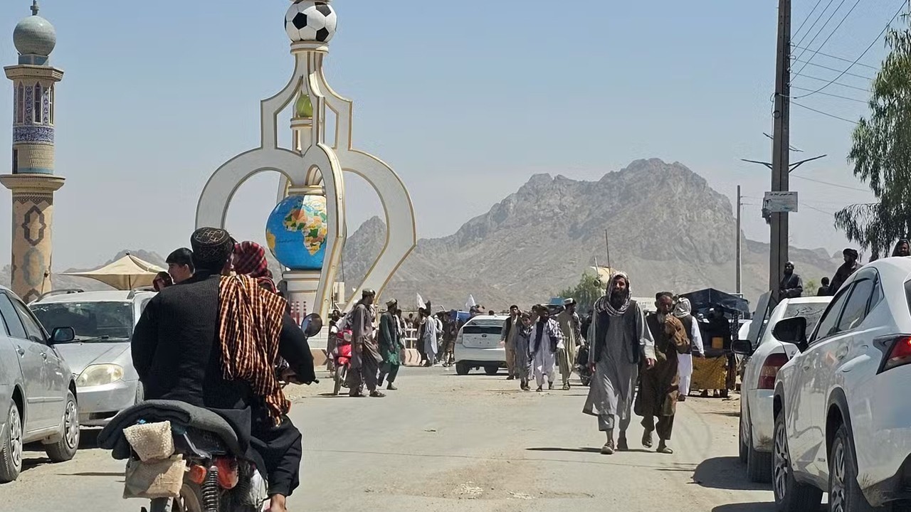 افغانستان میں چار افراد کو سرعام پھانسیاں