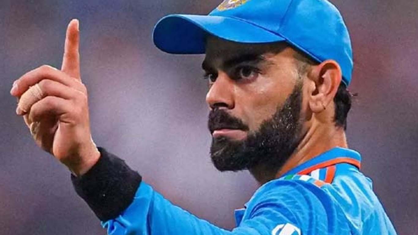 کوہلی کو دورانِ بیٹنگ دل کا دورہ؟ مداح پریشان