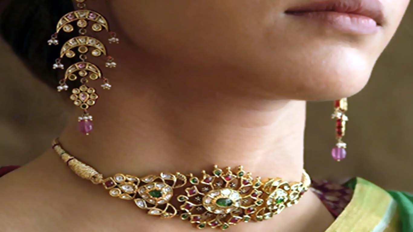 سونے کی قیمت میں آج بھی تاریخی اضافہ، بلند ترین سطح پر پہنچ گئی