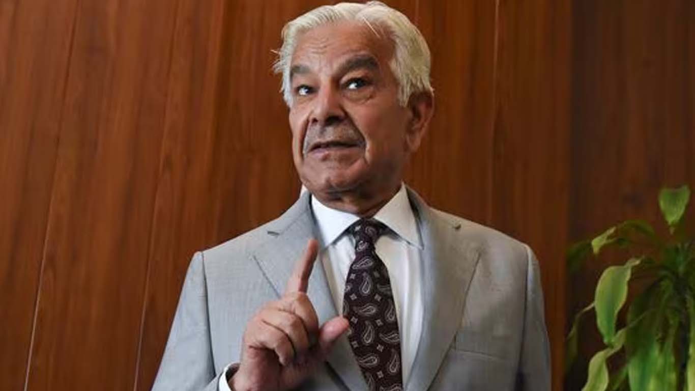 بھارت نے جنگ کو بڑھاوا دیا تو نیوکلیئر جنگ ہوسکتی ہے، وزیر دفاع