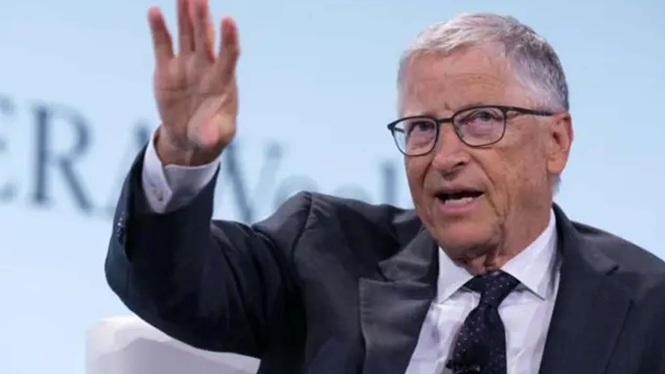 دنیا کا امیر ترین شخص دنیا کے غریب ترین بچوں کو قتل کر رہا ہے، بل گیٹس