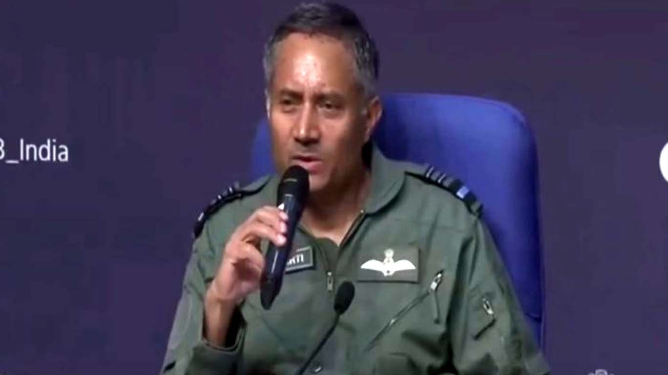 بھارت آزاد کشمیر کو بھی اپنے کنٹرول میں لینا چاہتا ہے، بھارتی جنرل