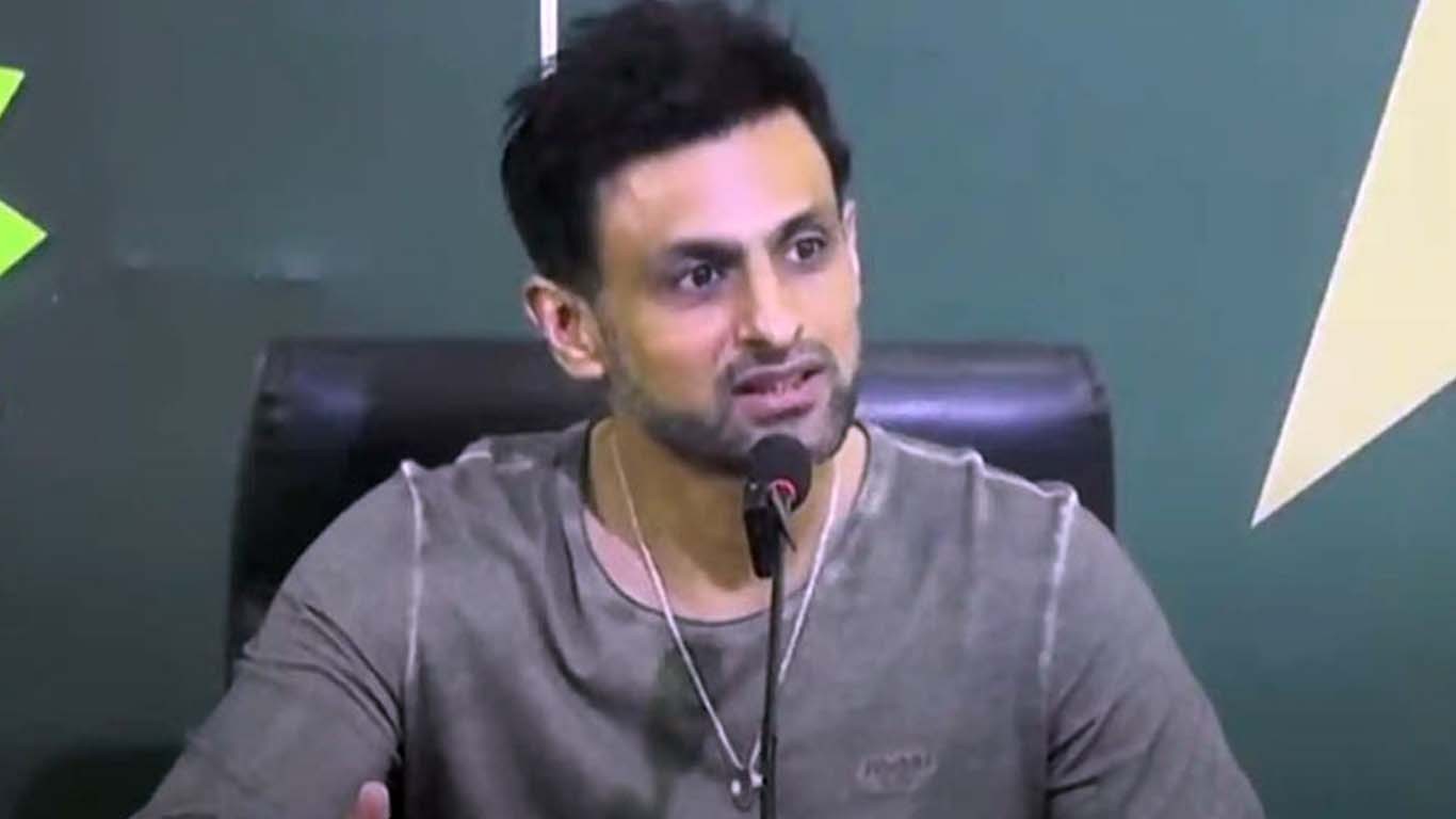 شعیب ملک نے اپنے استعفے کی تصدیق کردی