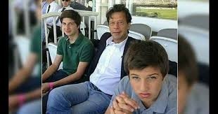 اصولوں پر ڈٹ جانے اور ڈیل نہ کرنے پر والد کو سزائے موت کی دھمکیاں دی جارہی ہیں، عمران خان کے بیٹوں کا انکشاف