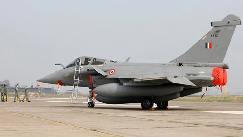 پاکستان نے جے 10 سے رافیل کو نشانہ بناکر آپریشن سندور کو ناکام بنایا، فرانسیسی اخبار