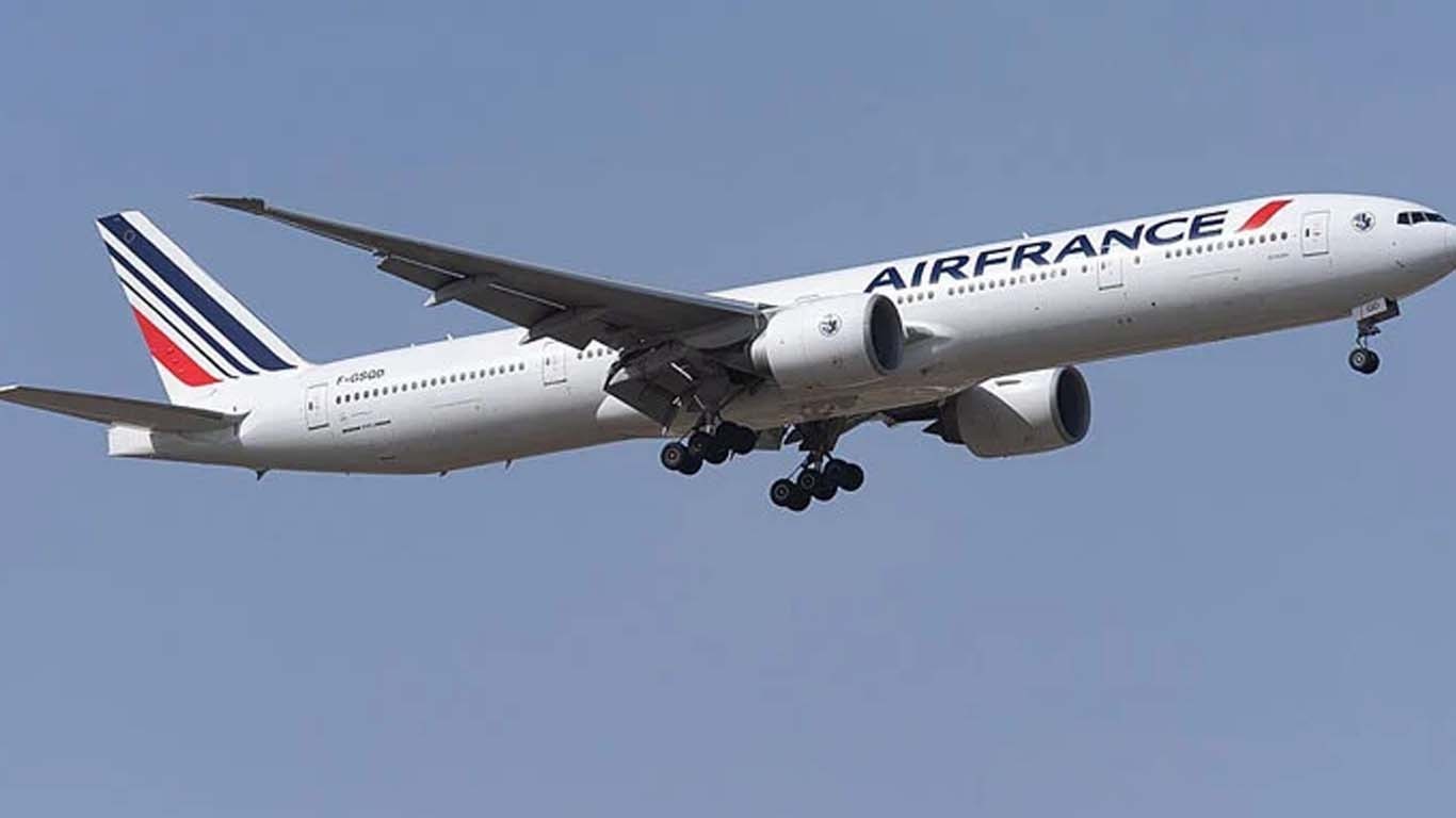 رافیل گرنے کا رنج، ائیر فرانس کا پاکستانی حدود کے استعمال سے مسلسل گریز