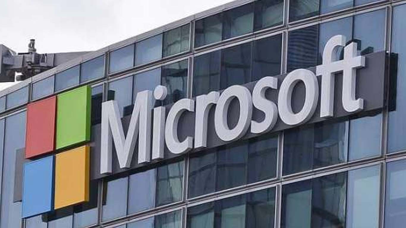 مائیکروسافٹ کیلئے اے آئی سسٹم بنانے والے انجینئرز کو کمپنی نے نوکری سے نکال دیا