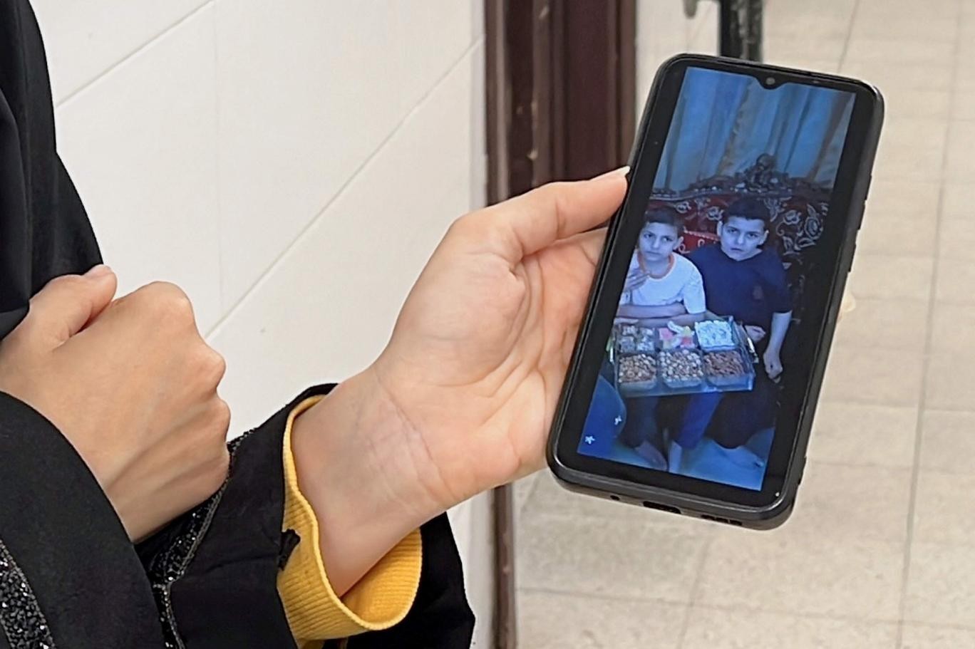 اسرائیلی حملے میں چائلڈ اسپیشلسٹ کے 9 بچے شہید، آخری بیٹا اور شوہر شدید زخمی