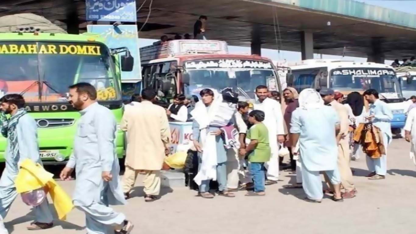 مسافروں سے ناجائز کرایہ وصولی کے خلاف بھرپور کریک ڈاؤن کا فیصلہ