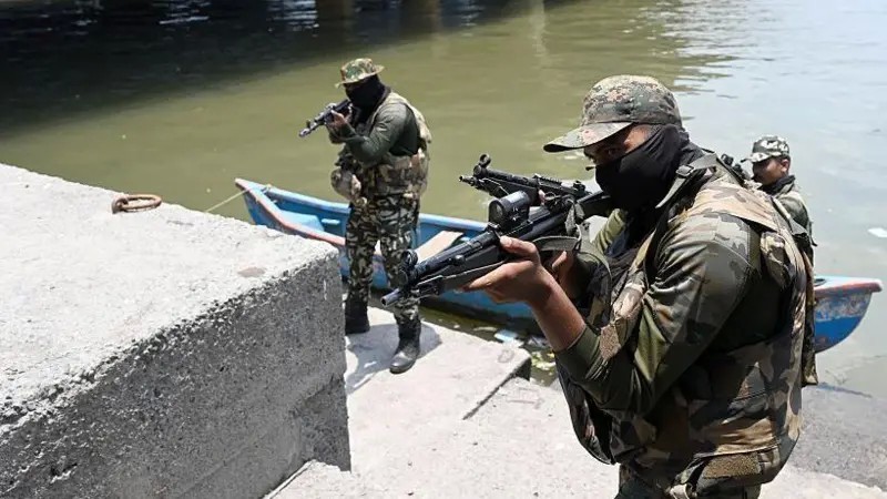 بھارت کا جنگی جنون، ایک بار پھر مقبوضہ کشمیر سمیت مختلف علاقوں میں جنگی مشقیں