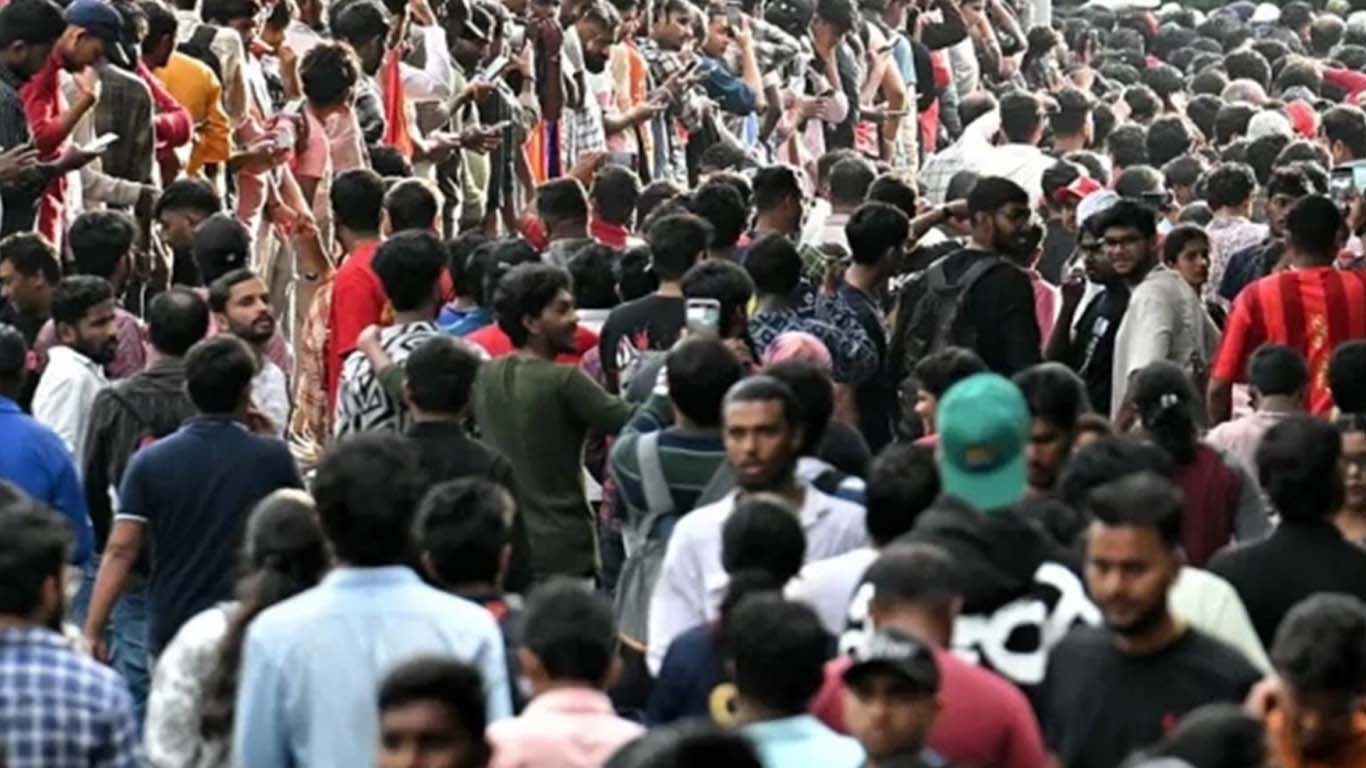 آئی پی ایل، کوہلی کی ٹیم کے استقبالیہ کی تقریب میں بھگدڑ مچنے سے 10 ہلاک