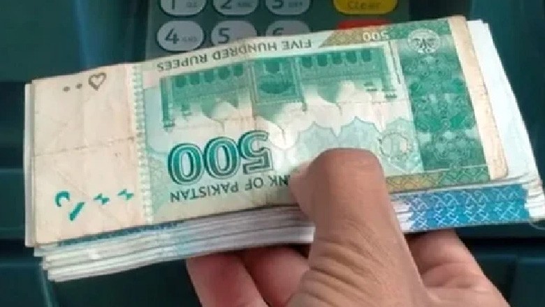 بجٹ 2025-26: بینک سے پیسے نکلوانے پر کتنا ٹیکس دینا ہوگا؟ نان فائلرز اور فائلر پر پابندیاں