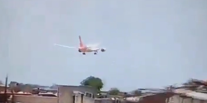 احمد آباد طیارہ حادثے میں 241 مسافروں سمیت 294 کی ہلاکت