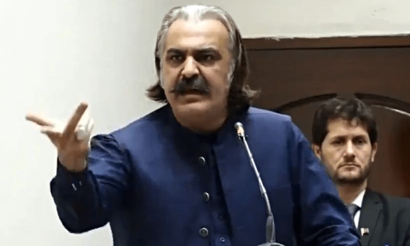 سینیٹ ٹکٹ کی تقسیم پر مذاکرات ناکام، پی ٹی آئی کارکنان کی وزیراعلی ہاؤس کے گھیراؤ کی دھمکی