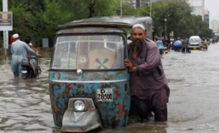 کراچی میں آئندہ 3 روز صبح اور رات کو ہلکی بارش ہوگی