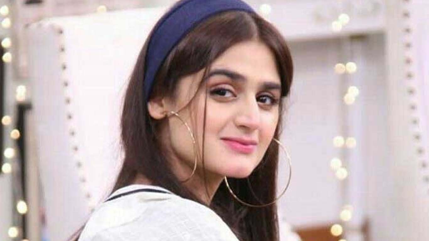 مہنگے کپڑوں اور لگژری گاڑیاں؛ حرا مانی نے خوشی کا راز بتا دیا