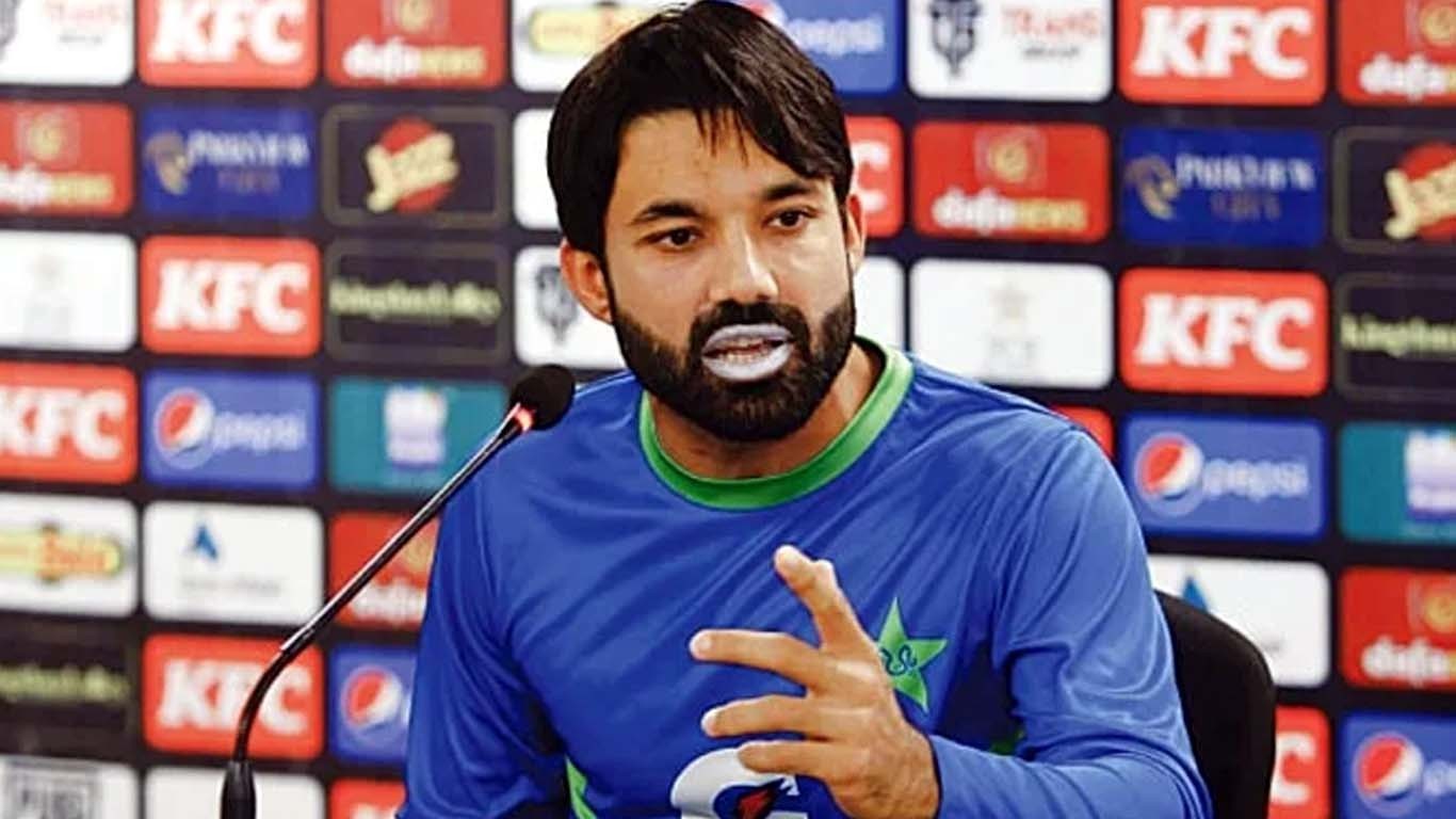 محمد رضوان نے پی سی بی سے سینٹرل کنٹریکٹ میں تنزلی کی وجہ پوچھ لی