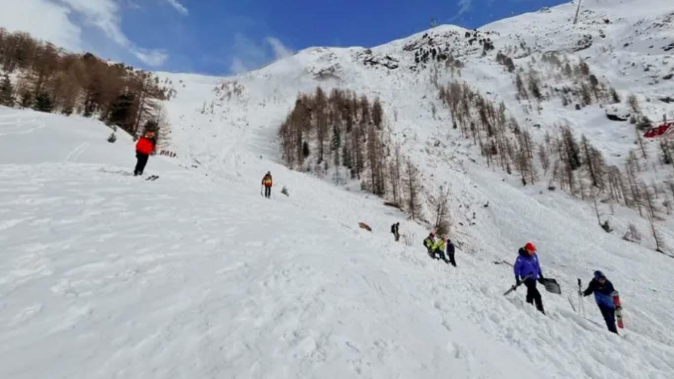 اٹلی' برفانی تودہ گرنے سے 5 جرمن کوہ پیما ہلاک