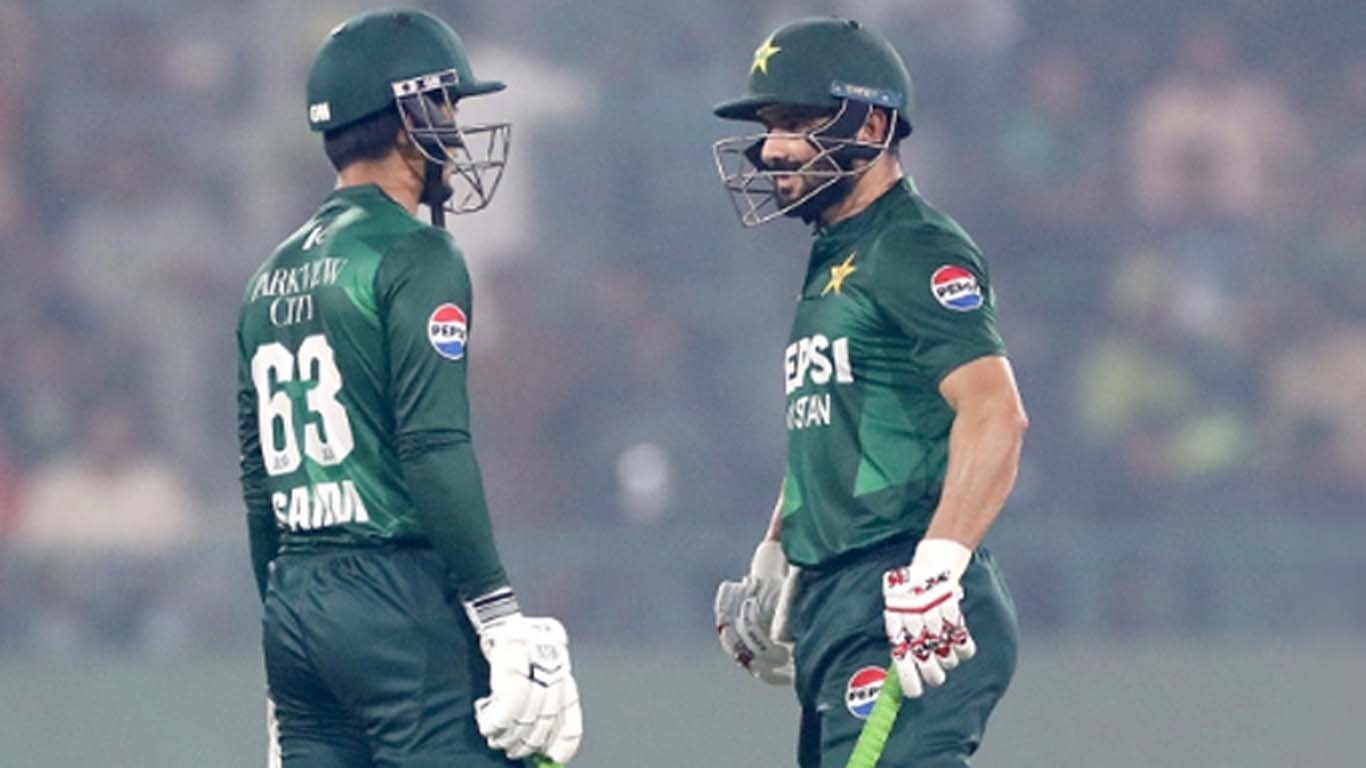 پاکستان نے پہلے ون ڈے میں جنوبی افریقا کو 2 وکٹوں سے ہرادیا