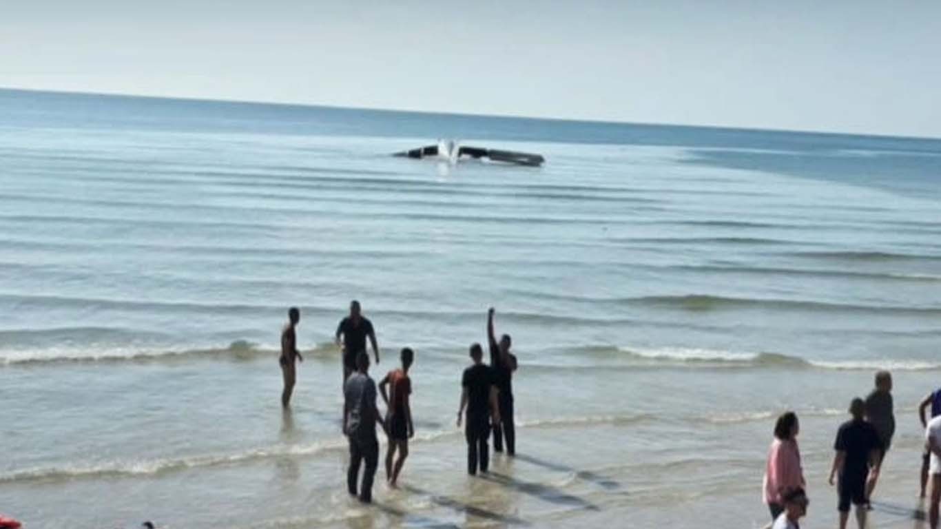 منوڑہ کے ساحل سمندر پر نہاتے ہوئے 5 افراد ڈوب گئے