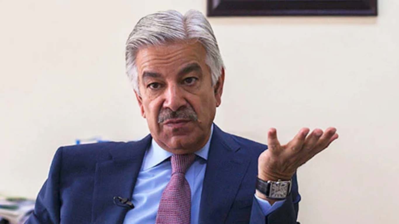 بھارت کے ساتھ جنگ کا خطرہ ٹلا نہیں ہے، وزیردفاع